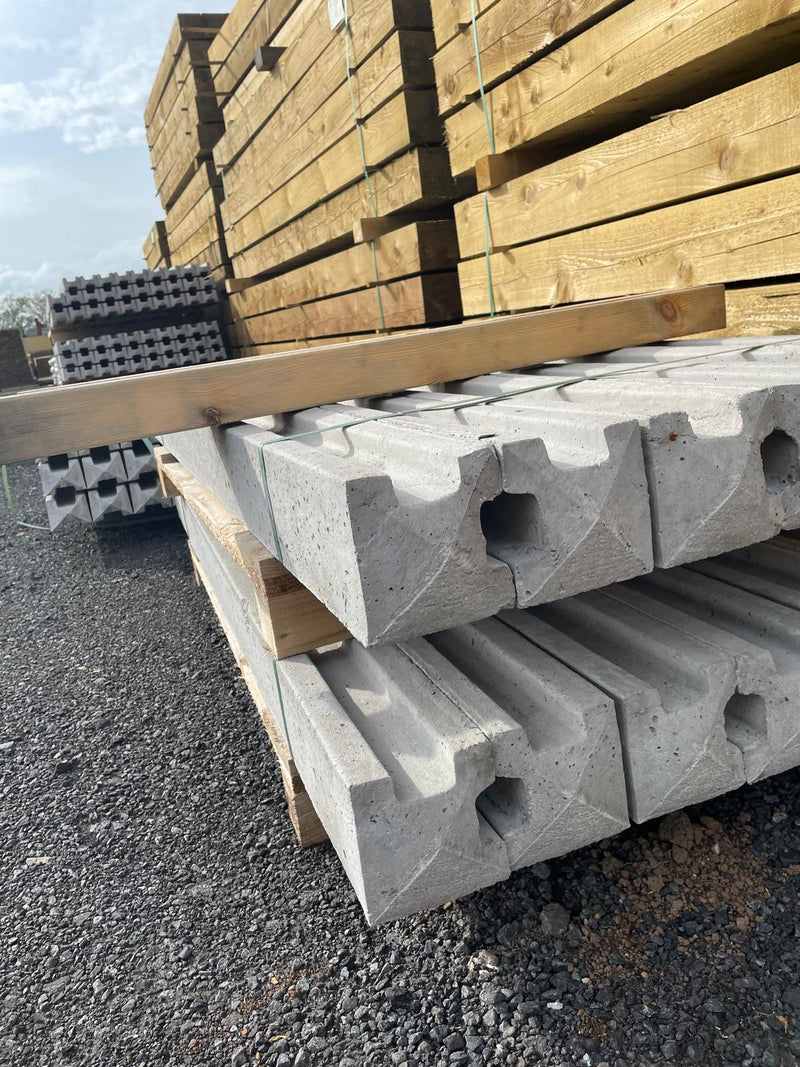 8ft Concrete corner post 2440mm x 130 x123 -- 59kg each slot size 55mm -50mm